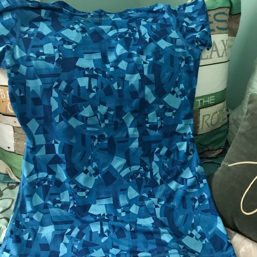 Two work out tops  under armor Size s.